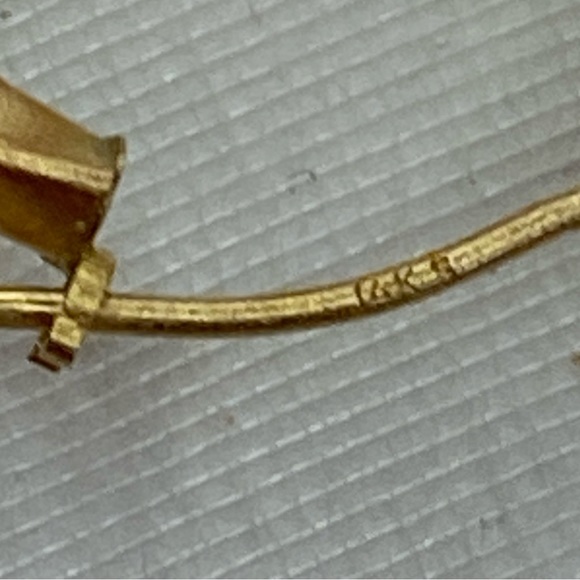 14K YELLOW GOLD Classic twisted hoop earrings matte and shine REAL GOLD vintage - Picture 10 of 15